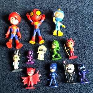 Assorted Kids Superhero Toy Figures - Red, Blue, Green, Yellow